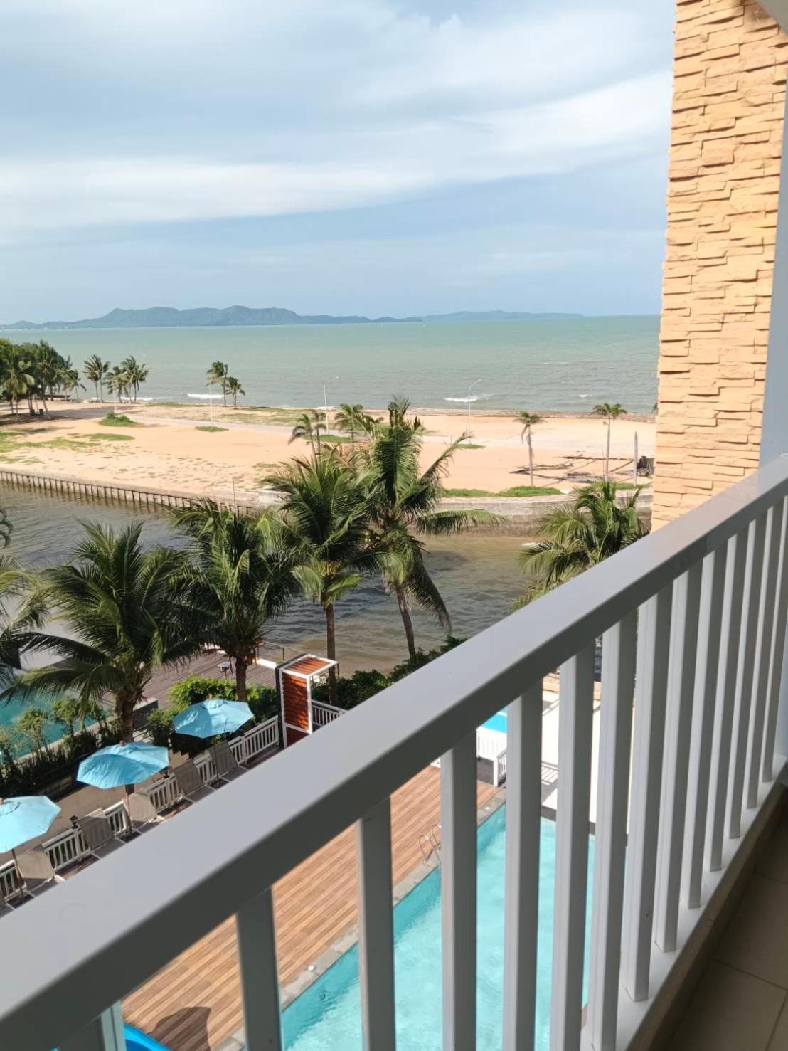 Saisawan Beach Luxury Hotel Na Chom Thian Luaran gambar