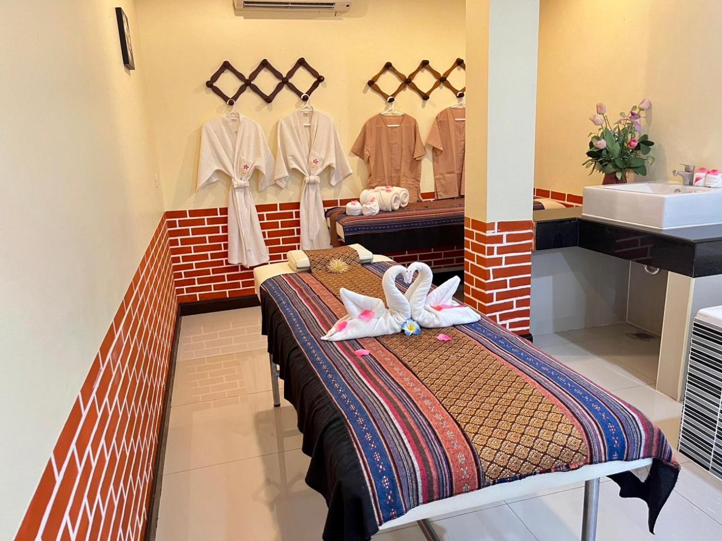 Saisawan Beach Luxury Hotel Na Chom Thian Luaran gambar