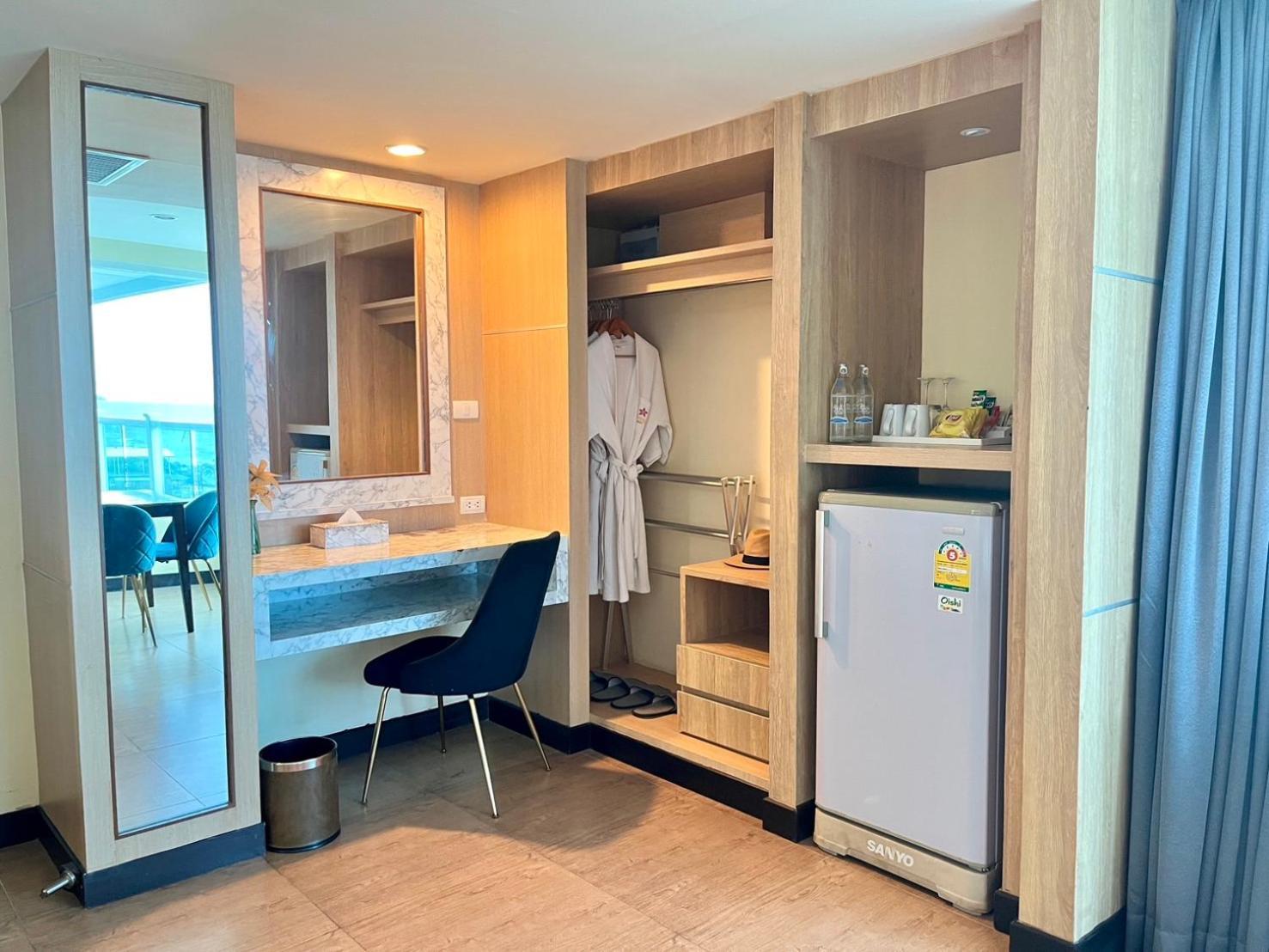 Saisawan Beach Luxury Hotel Na Chom Thian Luaran gambar